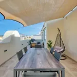 Mareluce - Penthouse In By Solea Homes דירה