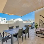 Mareluce - Penthouse In By Solea Homes Apartmán *