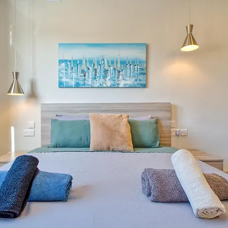 Mareluce - Penthouse In By Solea Homes
