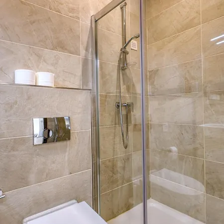 Mareluce - Penthouse In By Solea Homes Апартаменты *