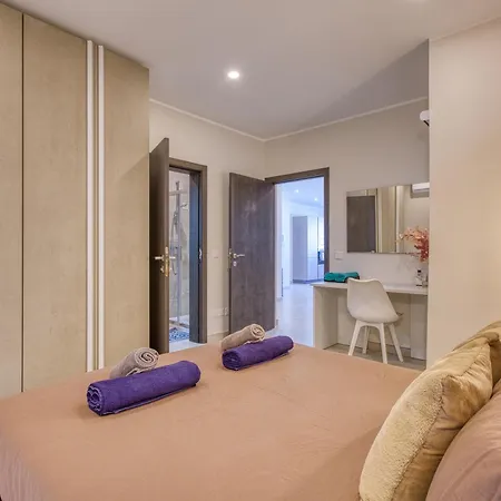 Mareluce - Penthouse In By Solea Homes