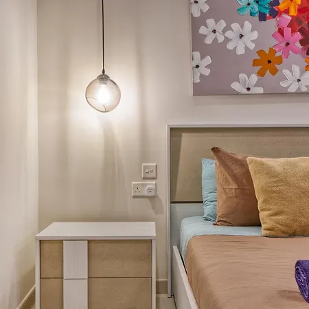 Mareluce - Penthouse In By Solea Homes