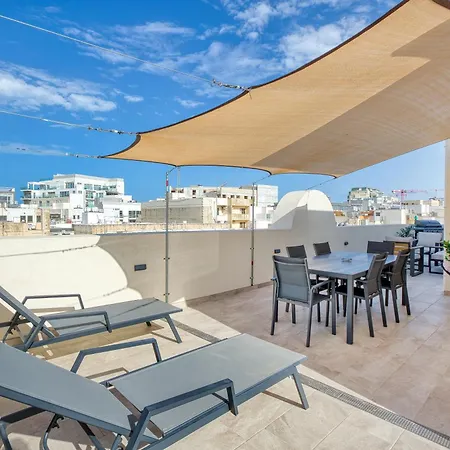 Mareluce - Penthouse In By Solea Homes Апартаменты