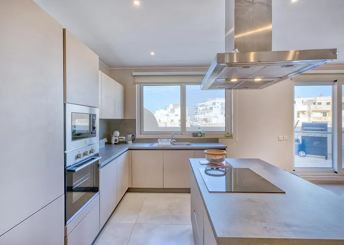 Mareluce - Penthouse In By Solea Homes Διαμέρισμα