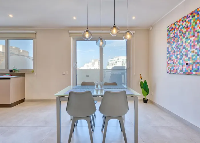 Mareluce - Penthouse In By Solea Homes Σλιέμα