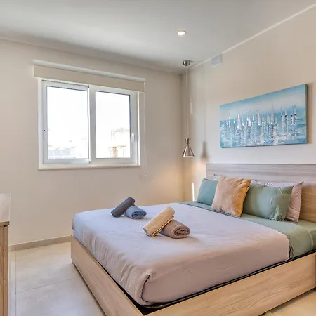 Mareluce - Penthouse In By Solea Homes アパート