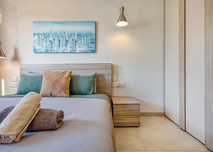 Mareluce - Penthouse In By Solea Homes * スリーマ