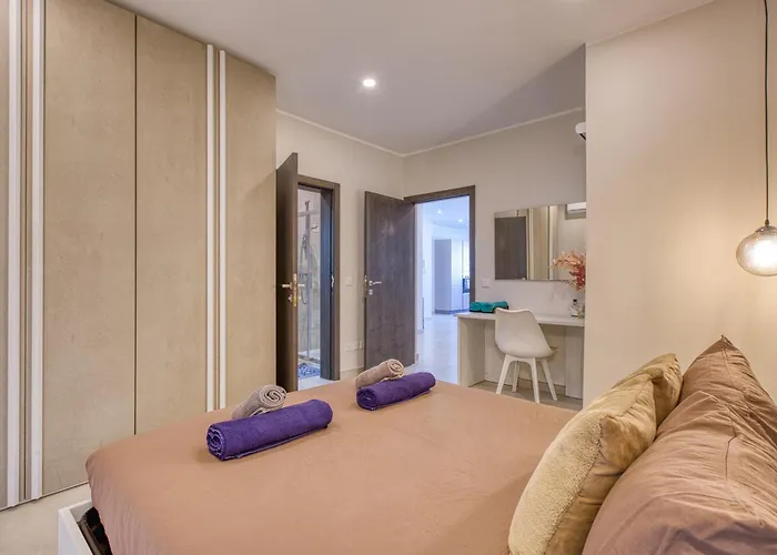 Mareluce - Penthouse In By Solea Homes